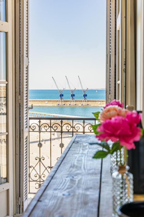 T2 Vue Mer Au Pied De La Major Marselha Exterior foto